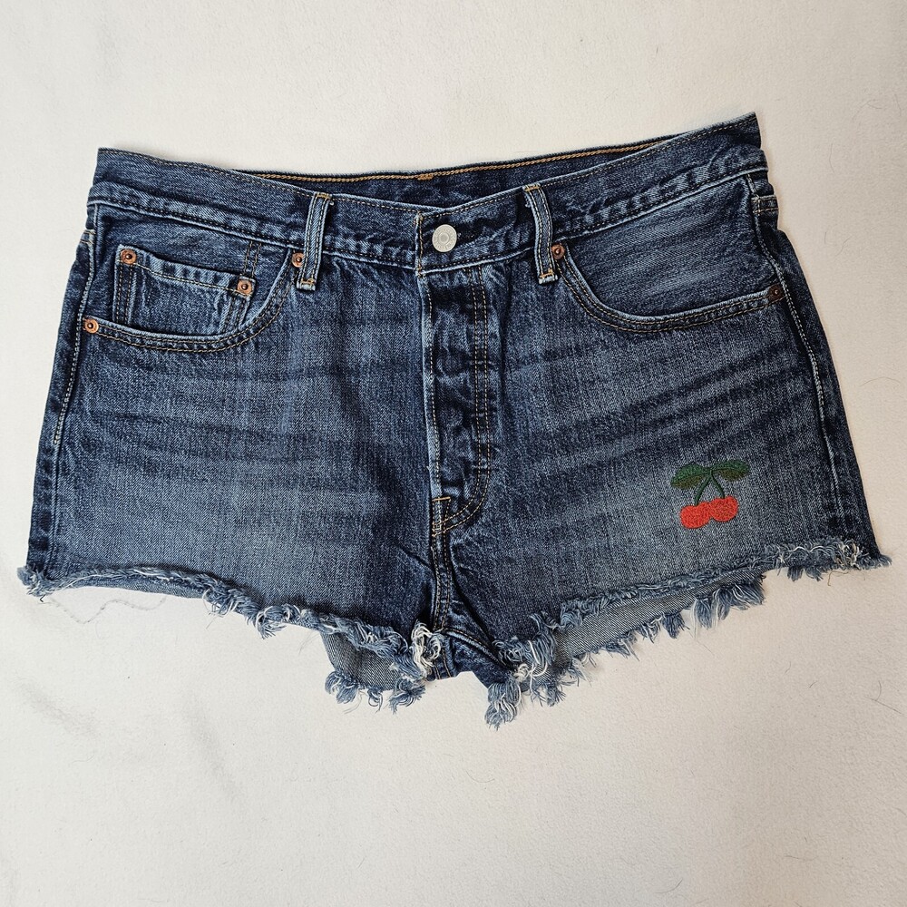 Levi's 501 Cherry Patch Button Fly Cut Off Denim Jean Shorts Womens Waist 34